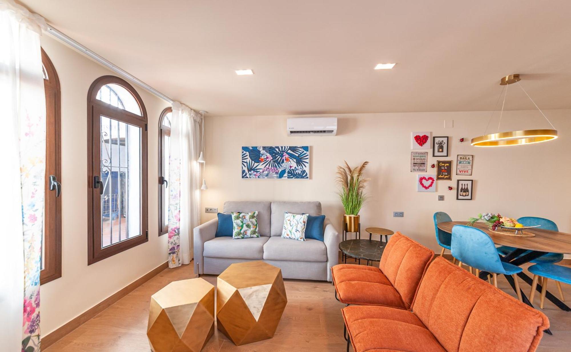 Pueblo Evita Premium Suites Benalmádena Esterno foto