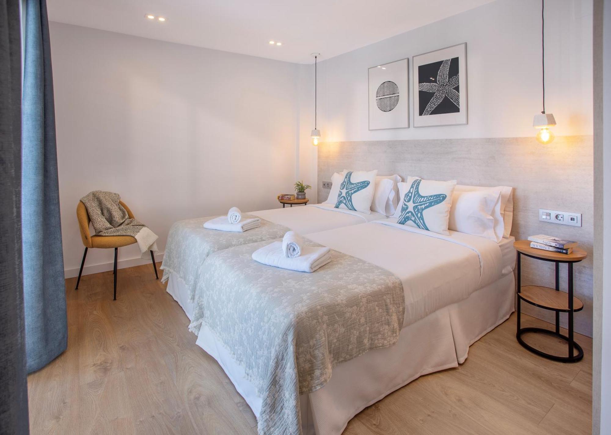 Pueblo Evita Premium Suites Benalmádena Esterno foto